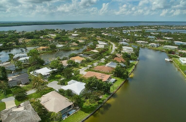 Unveiling Excellence: Realtors in Fort Myers and the Exemplary Business of Grace Fox Homes in Florida